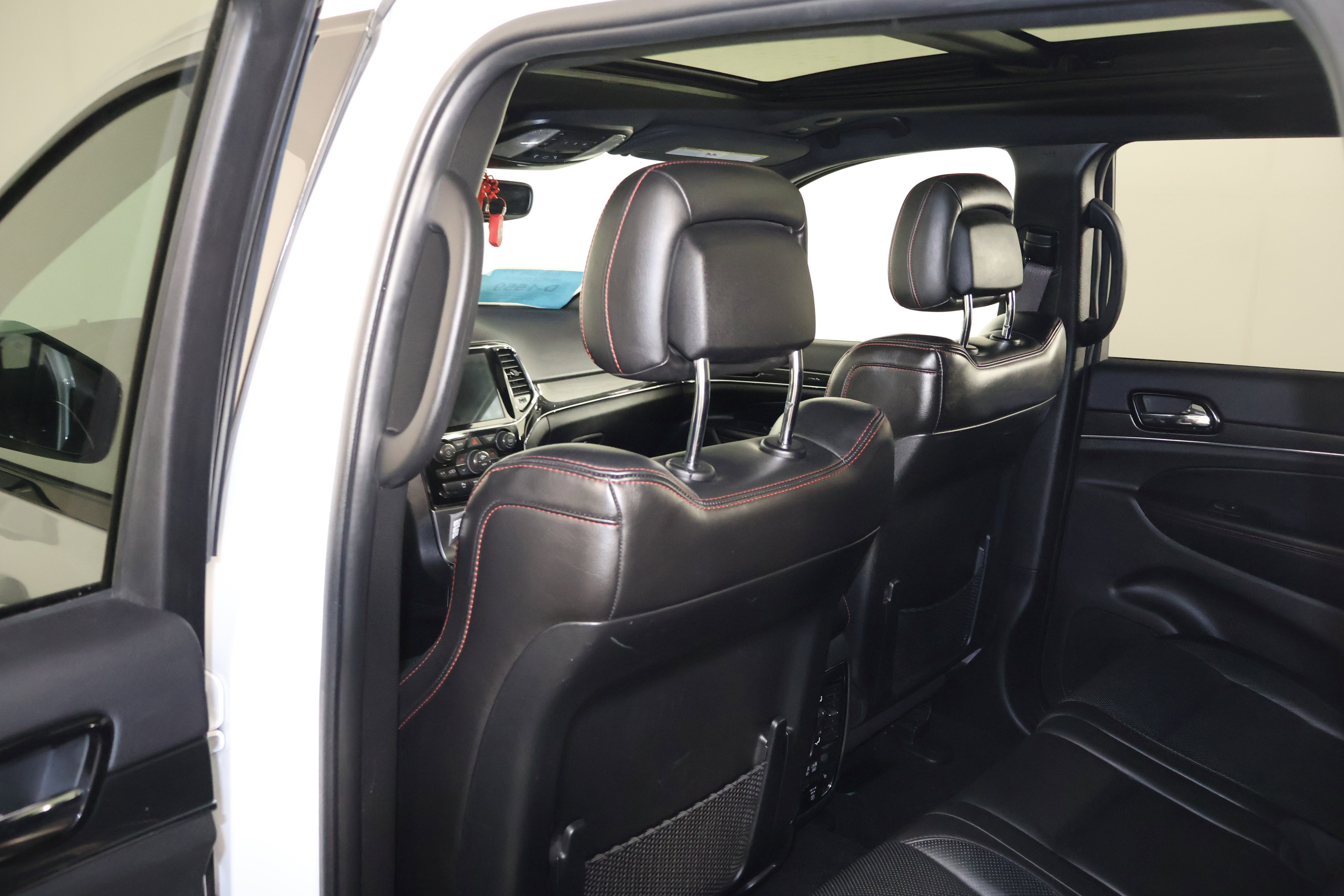 Used 2020 Jeep Grand Cherokee Trailhawk w/ Trailhawk Luxury Group image 48