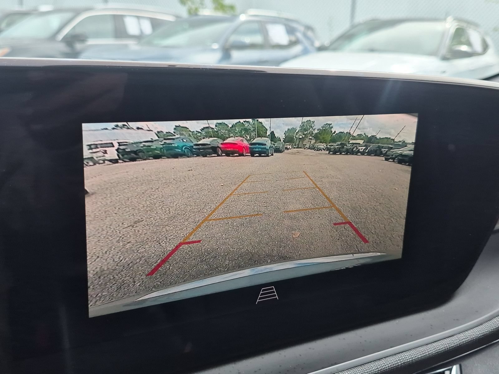 Used 2024 Buick Envista Avenir FWD image 25