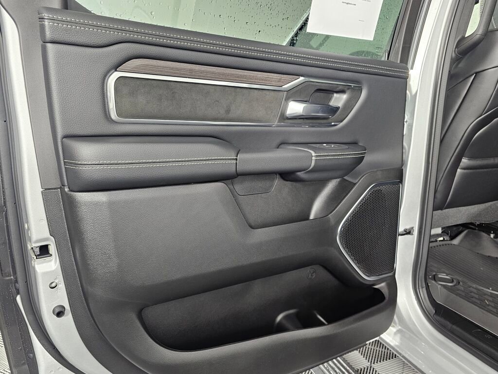 New 2026 RAM 1500 Laramie w/ Laramie Preferred Package image 31