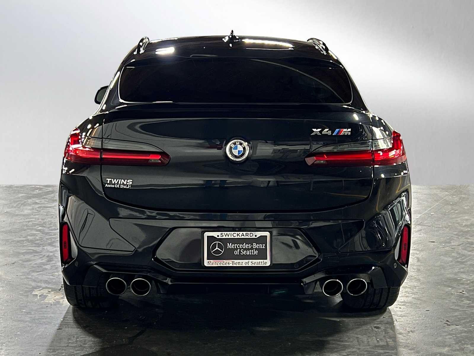 Used 2024 BMW X4 M AWD/4WD image 4