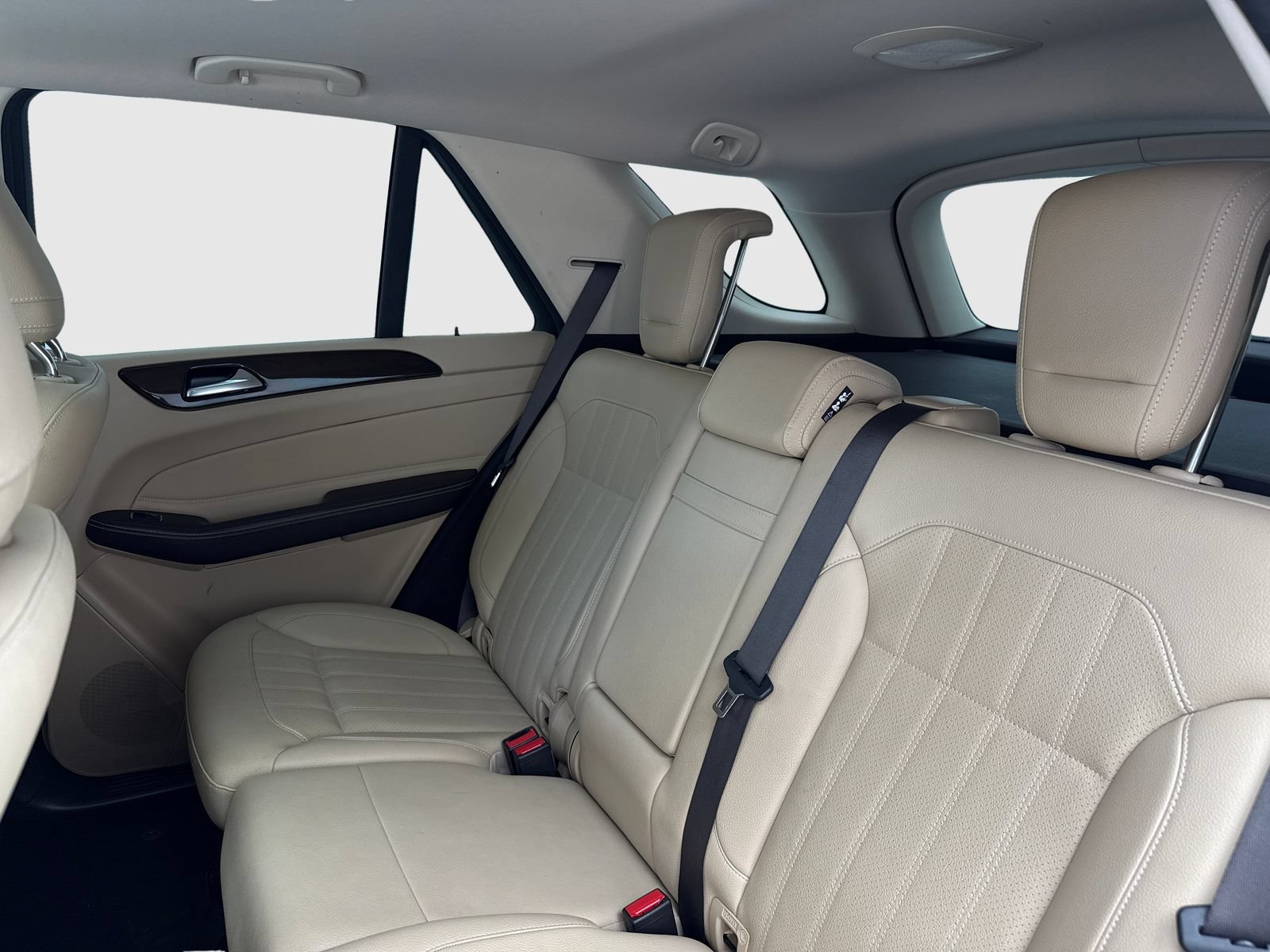 Used 2016 Mercedes-Benz GLE 350 4MATIC w/ Premium Package image 37