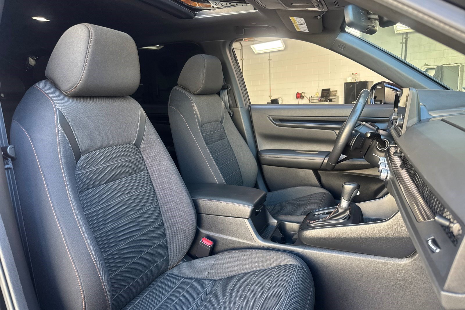 Used 2024 Honda CR-V Sport image 27