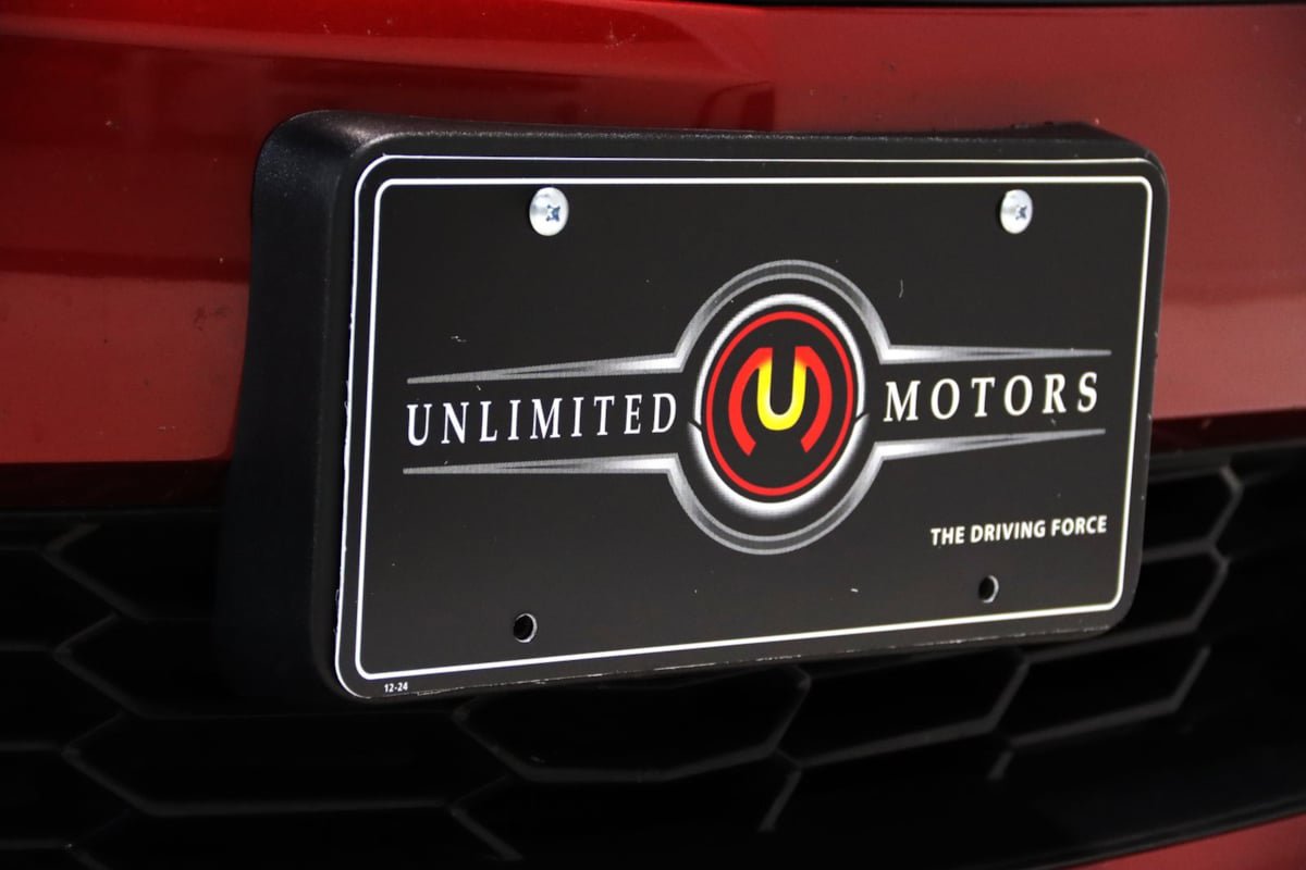 Used 2021 Chevrolet Camaro LT w/ RS Package RWD image 19