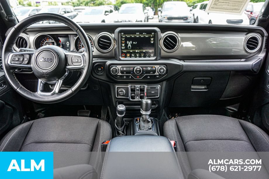 Used 2022 Jeep Gladiator Overland w/ LED Lighting Group AWD/4WD image 24