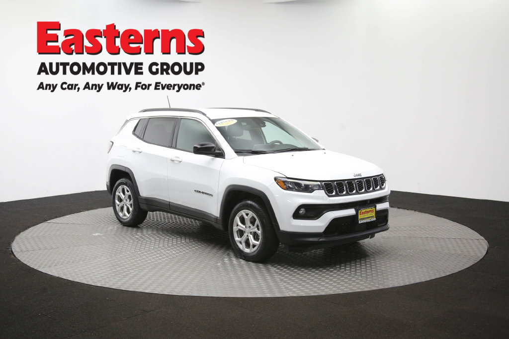 Used 2024 Jeep Compass Latitude AWD/4WD image 51