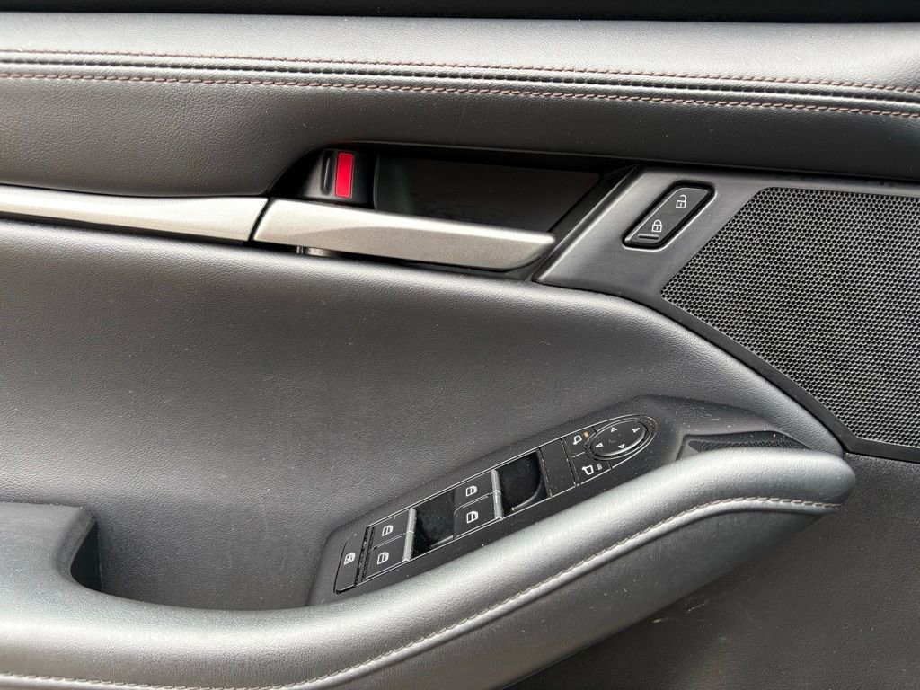 Used 2024 MAZDA MAZDA3 s image 20