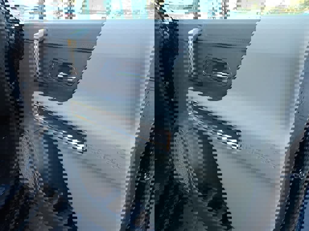 Used 2025 GMC Hummer EV 3X w/ LPO, Sport Package image 26