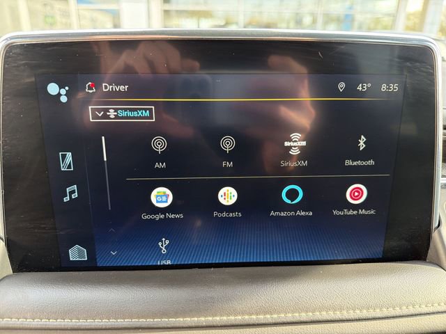 Used 2023 Chevrolet Suburban Premier AWD/4WD image 18