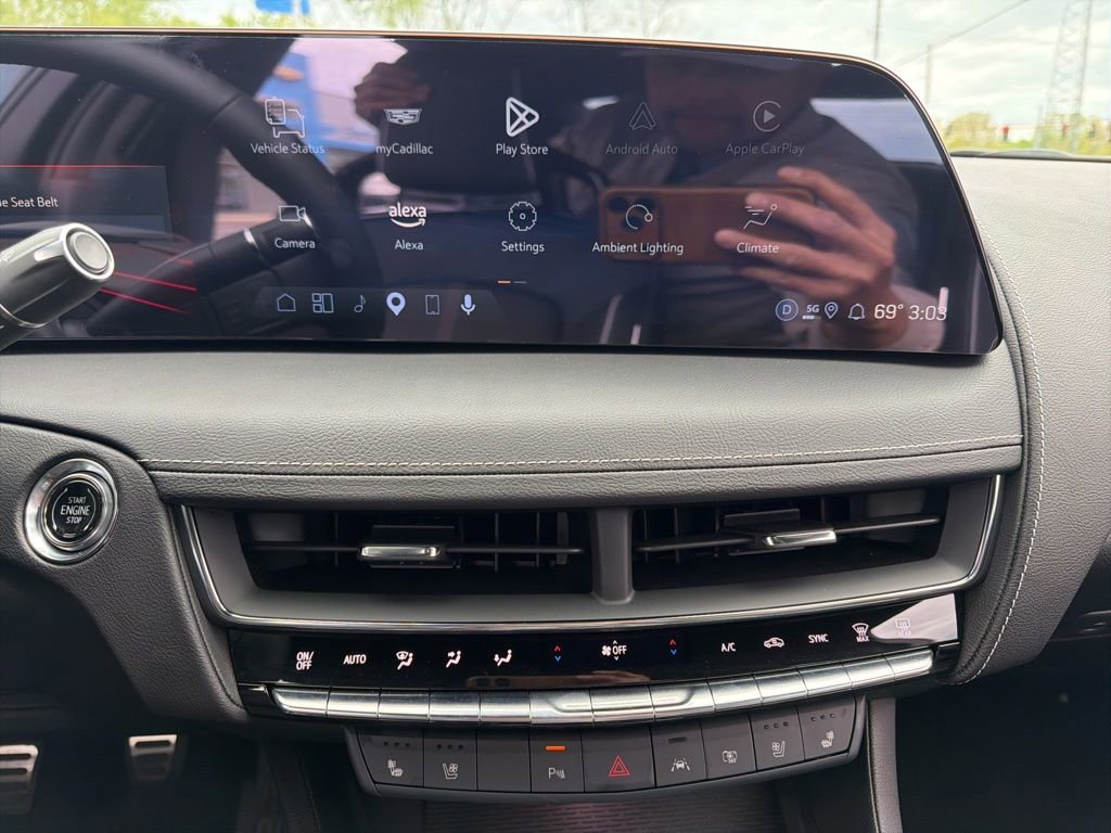 Used 2025 Cadillac CT5 V Blackwing w/ Parking Package RWD image 15
