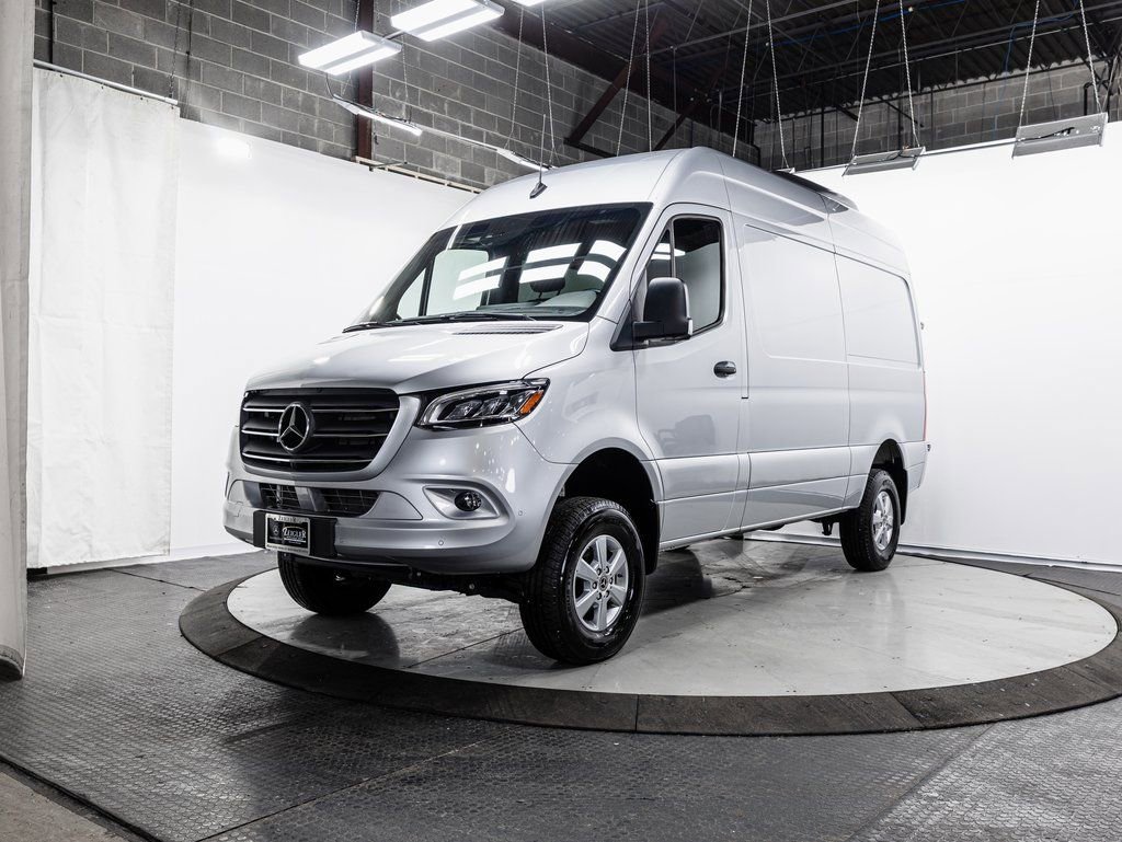Used 2024 Mercedes-Benz Sprinter 144 Cargo image 3