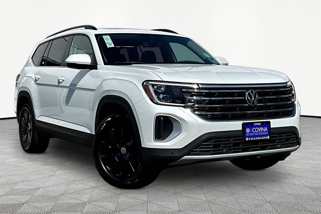 New 2026 Volkswagen Atlas SE image 1