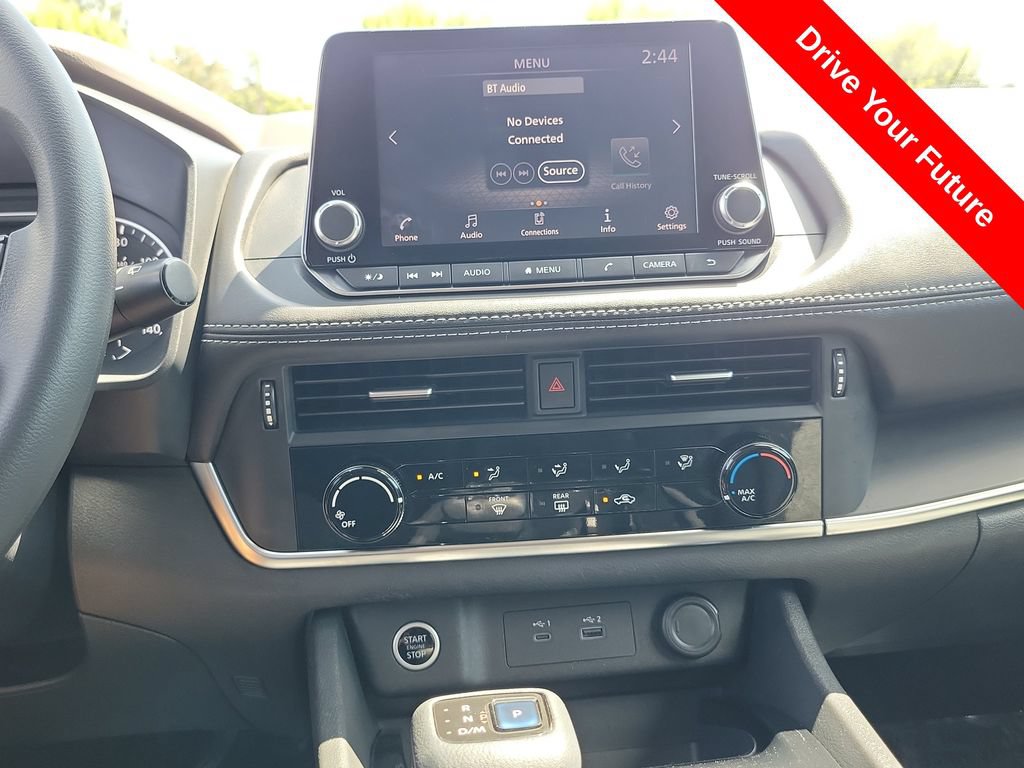 Used 2021 Nissan Rogue S FWD image 14
