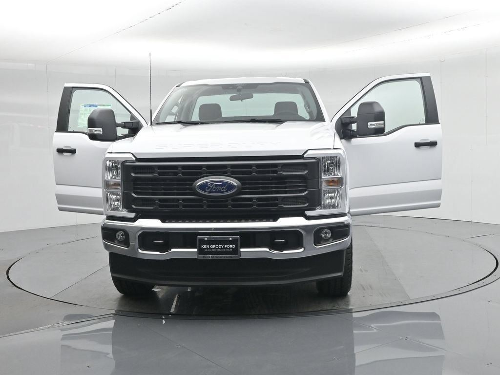 New 2026 Ford F350 XL w/ FX4 Off-Road Package AWD/4WD image 26