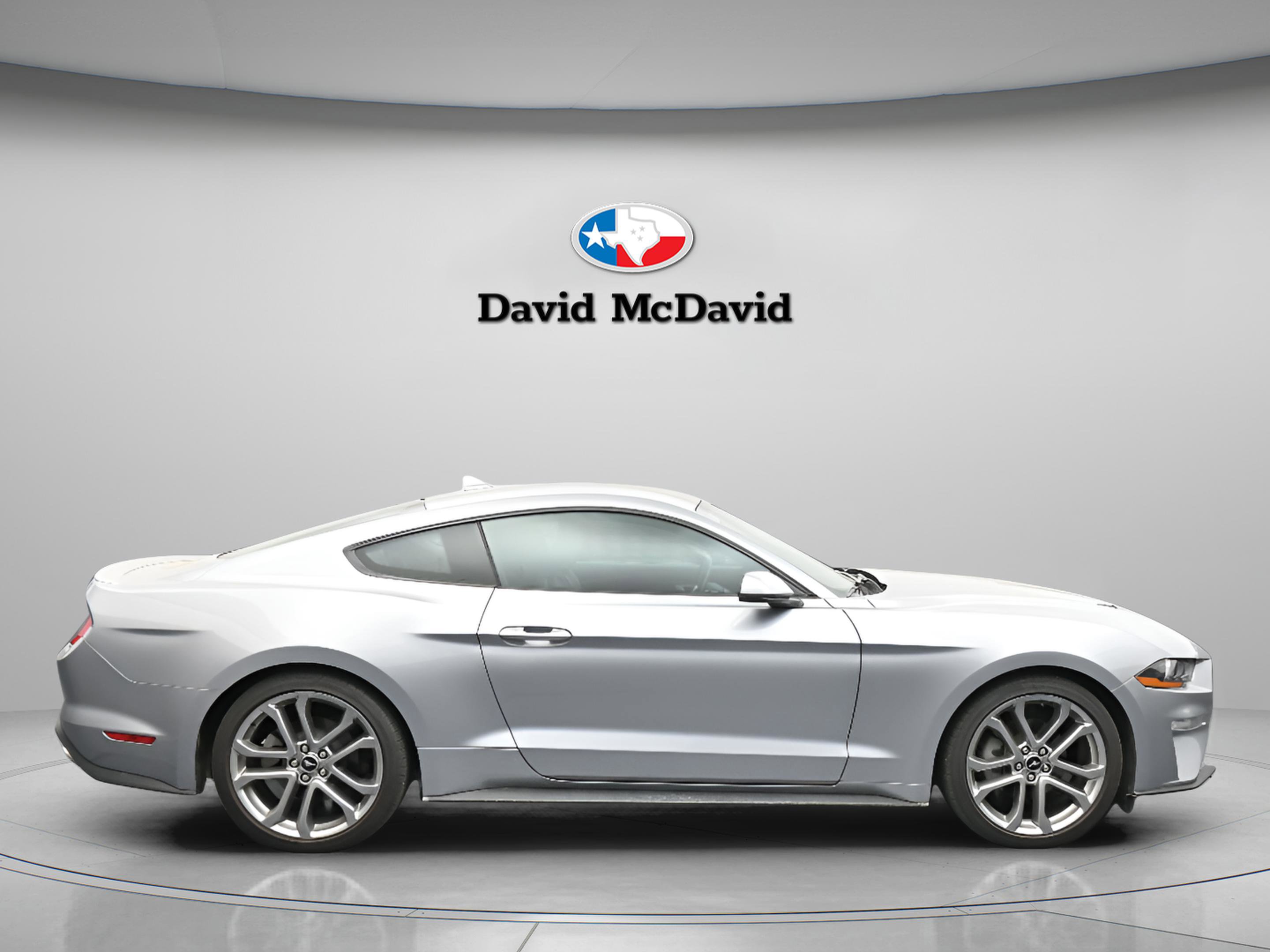 Used 2022 Ford Mustang Premium w/ Equipment Group 201A image 10