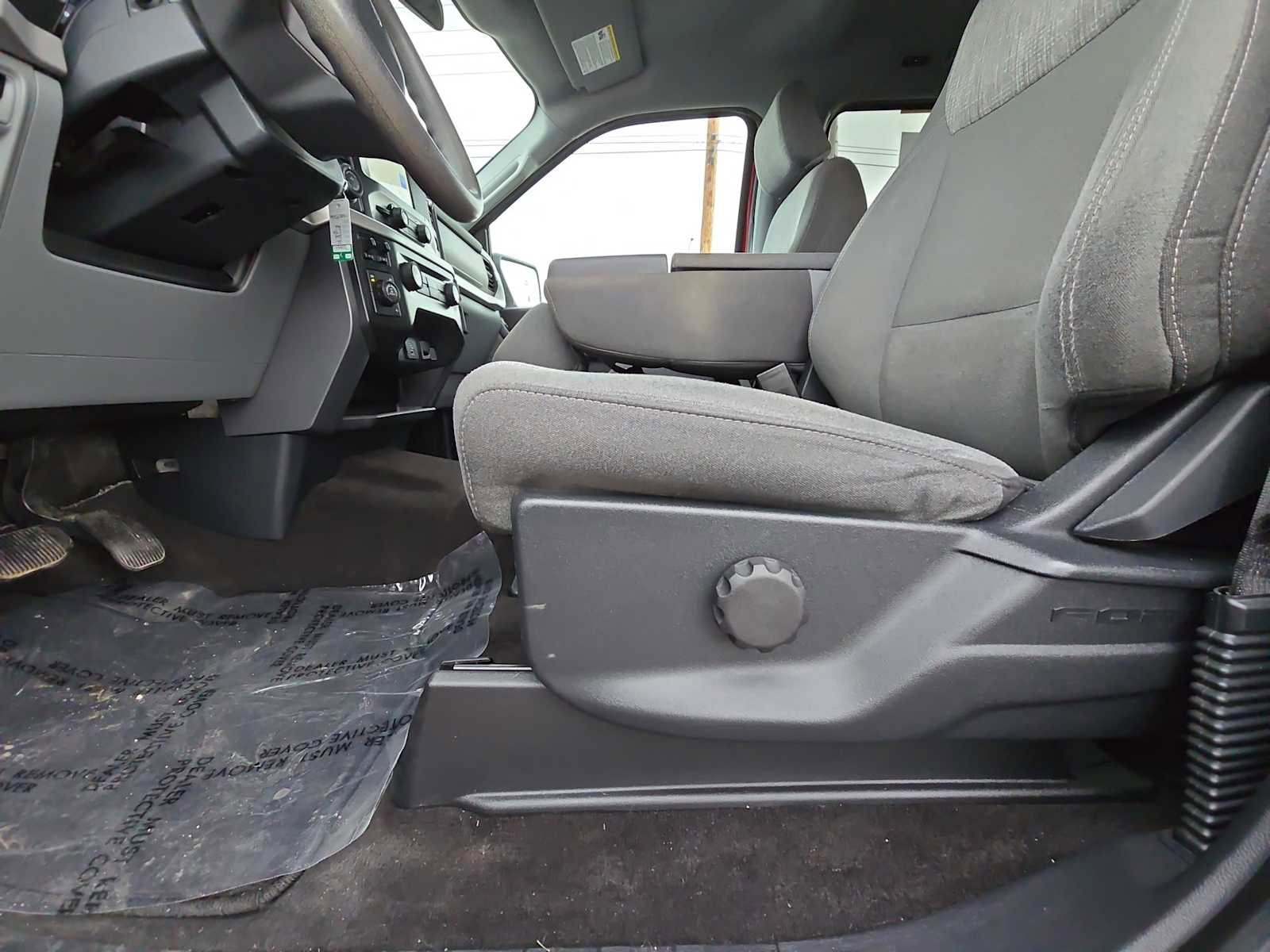 Used 2022 Ford F150 XLT w/ Trailer Tow Package image 14