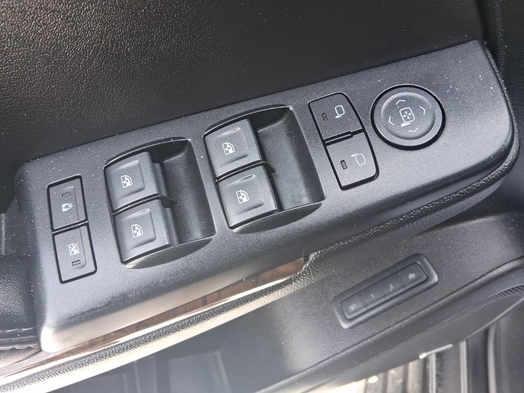 Used 2019 Chevrolet Tahoe LT image 22