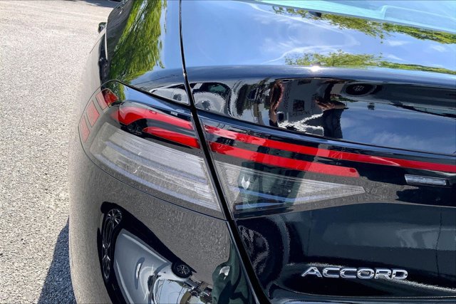 Used 2024 Honda Accord EX image 29