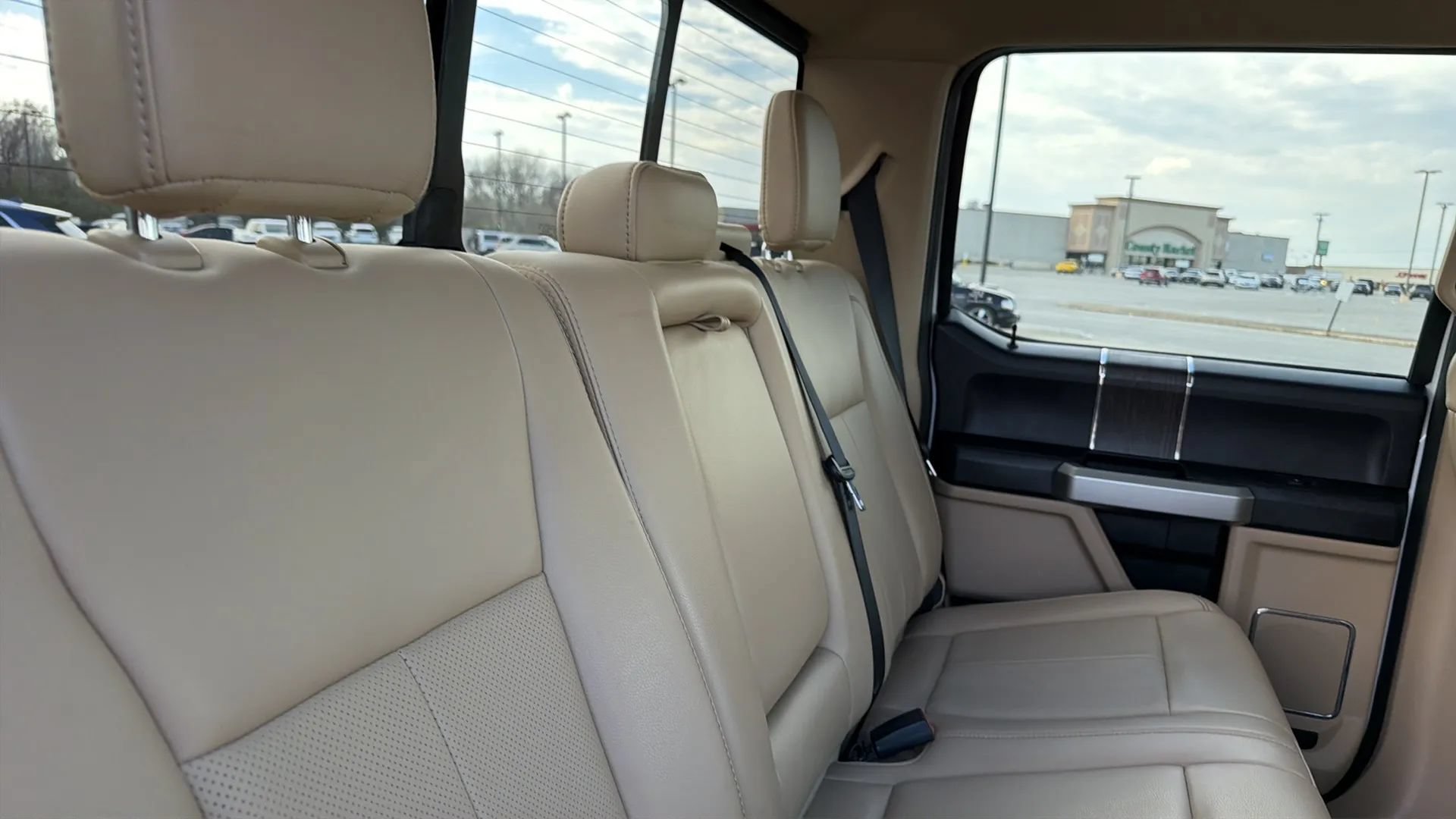 Used 2020 Ford F350 Lariat w/ Lariat Value Package AWD/4WD image 56