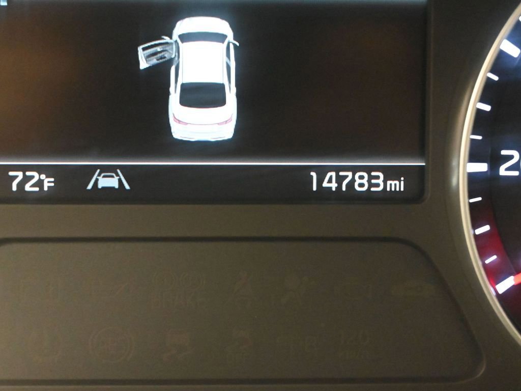 Used 2023 Kia Forte GT-Line image 31