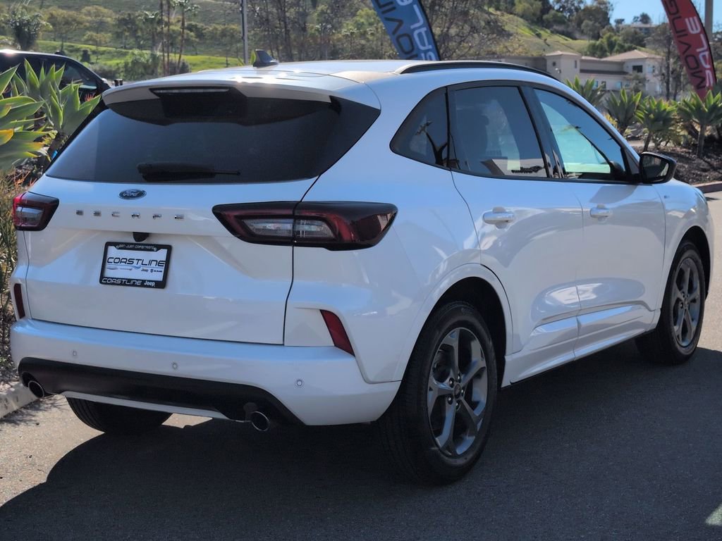 Used 2024 Ford Escape ST-Line w/ Tech Pack #1 image 5