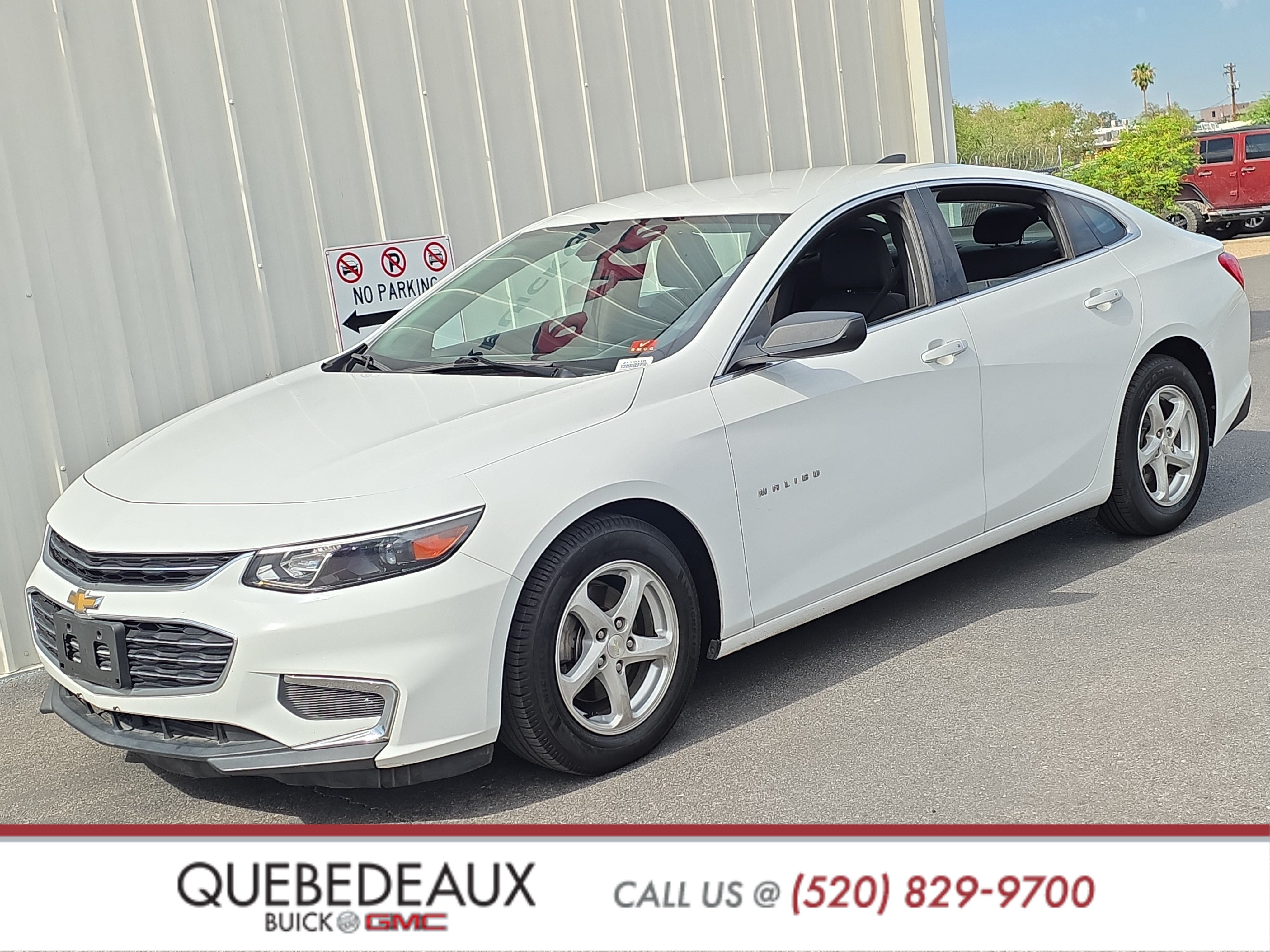 Used 2018 Chevrolet Malibu LS FWD image 3