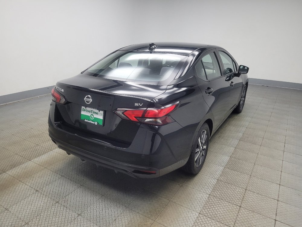 Used 2021 Nissan Versa SV image 9