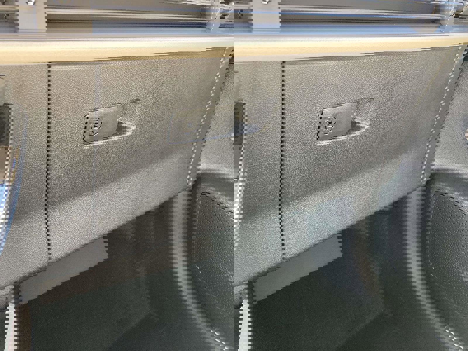 New 2025 Lincoln Corsair Reserve w/ Jet Appearance Package image 29