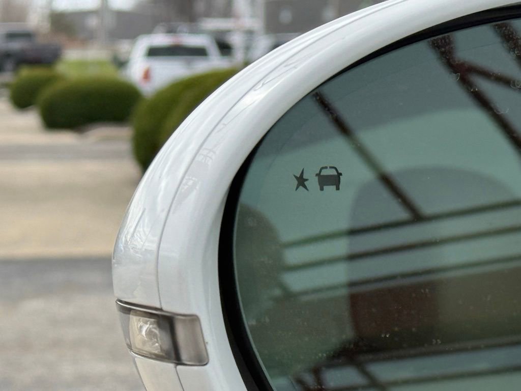 Used 2019 Buick Envision Essence image 13