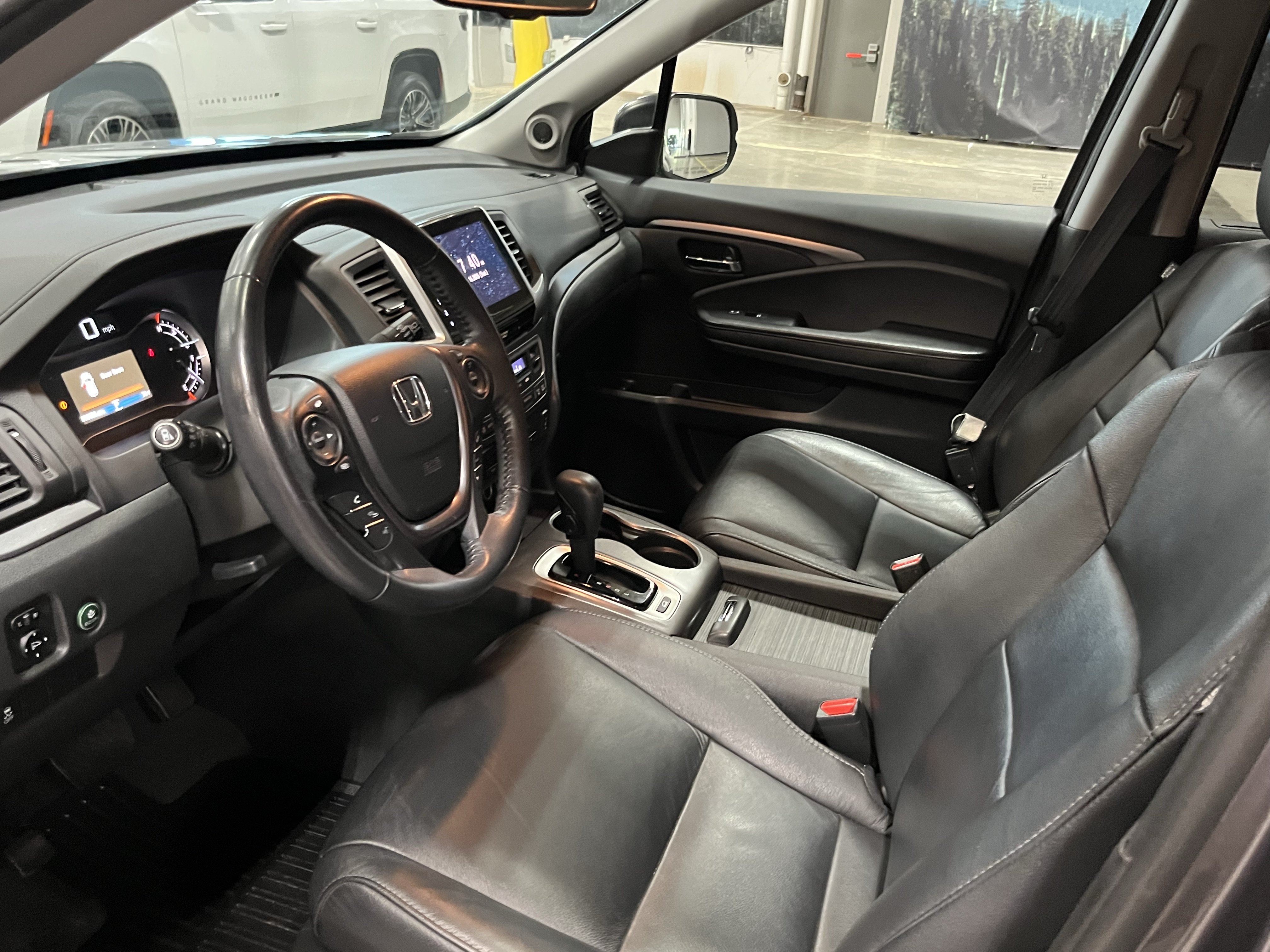 Used 2017 Honda Pilot EX-L image 9