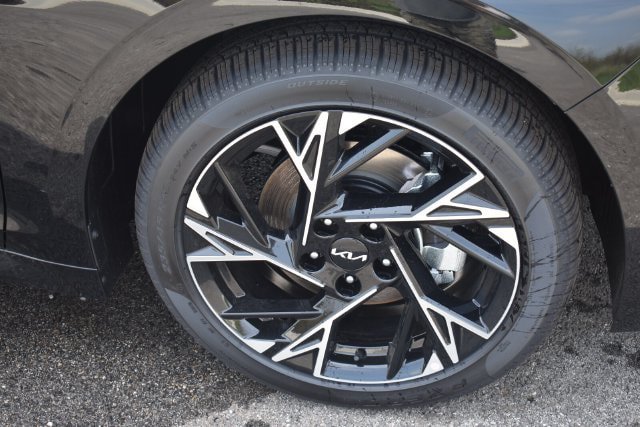 New 2026 Kia K5 GT-Line FWD image 12