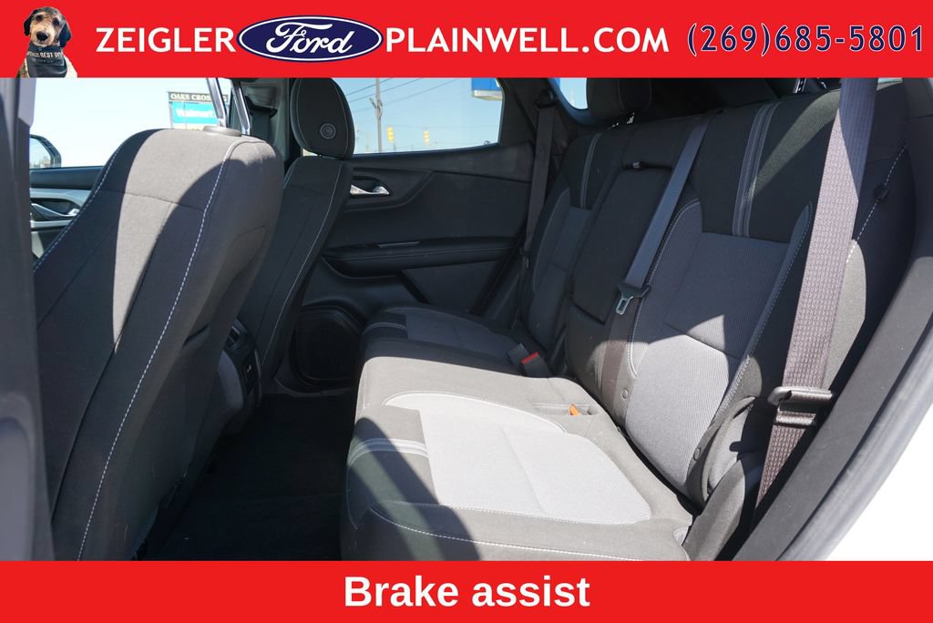 Used 2023 Chevrolet Blazer LT w/ Convenience Package FWD image 12
