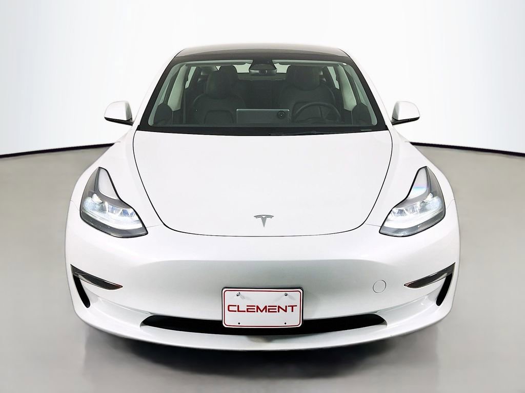 Used 2023 Tesla Model 3 Standard Range image 3