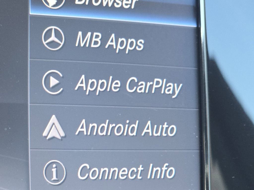Used 2017 Mercedes-Benz E 400 4MATIC Wagon image 5
