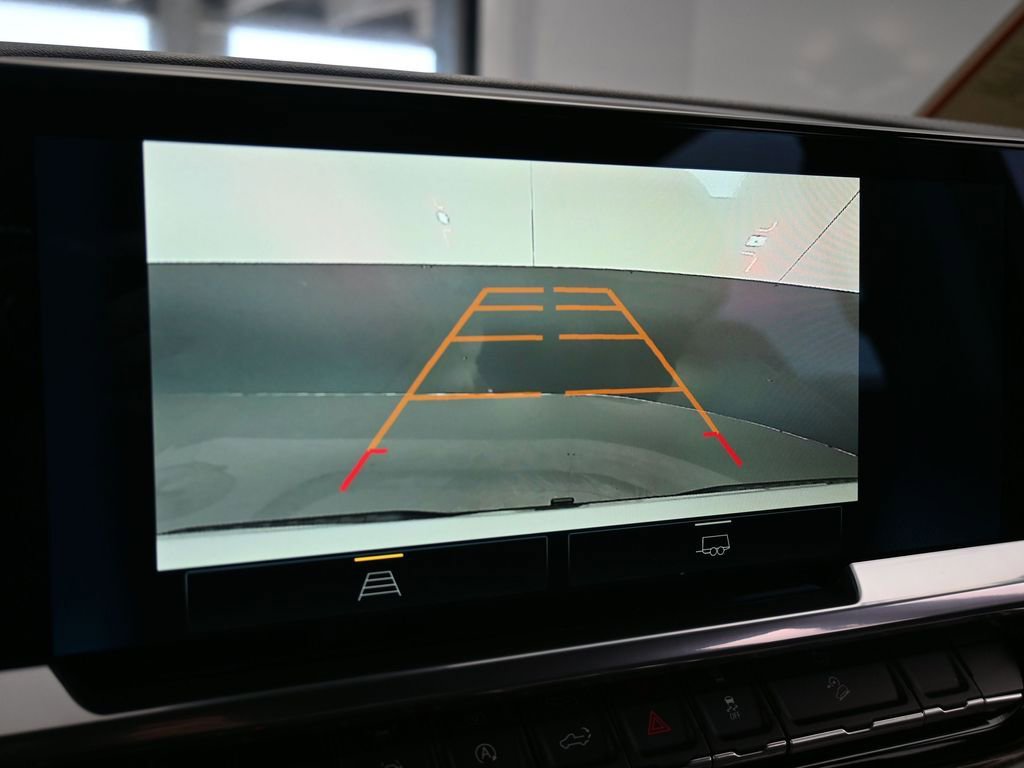 Used 2022 Chevrolet Silverado 1500 LT Trail Boss image 22