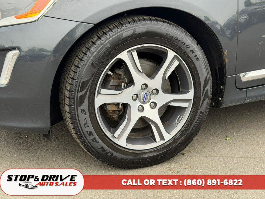 Used 2015 Volvo XC60 T6 Platinum w/ Climate Package AWD/4WD image 9