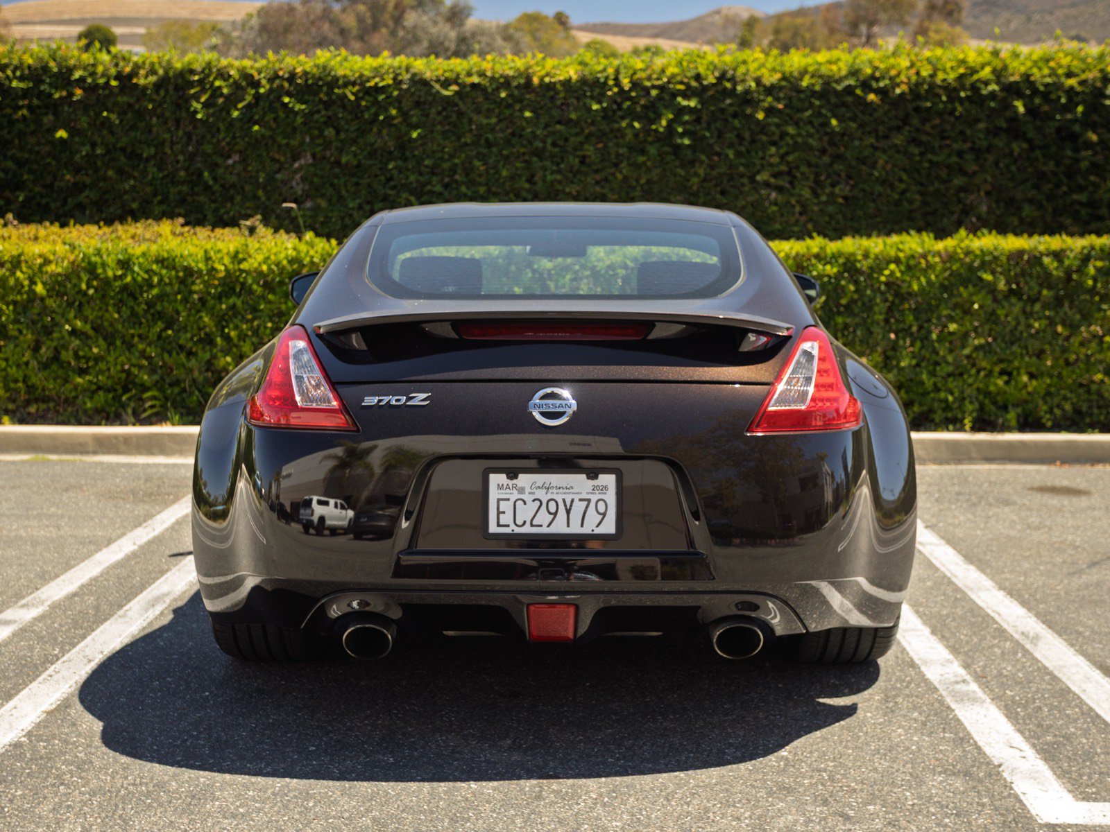 Used 2015 Nissan 370Z Coupe RWD image 6