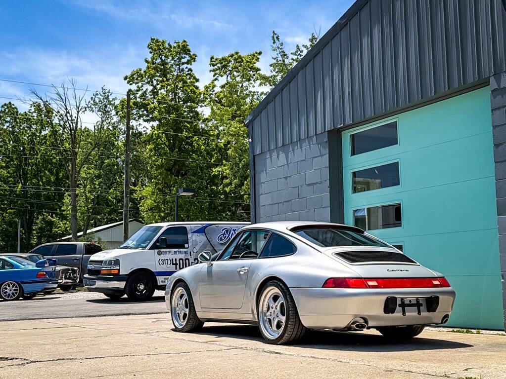 Used 1997 Porsche 911 Carrera RWD image 4