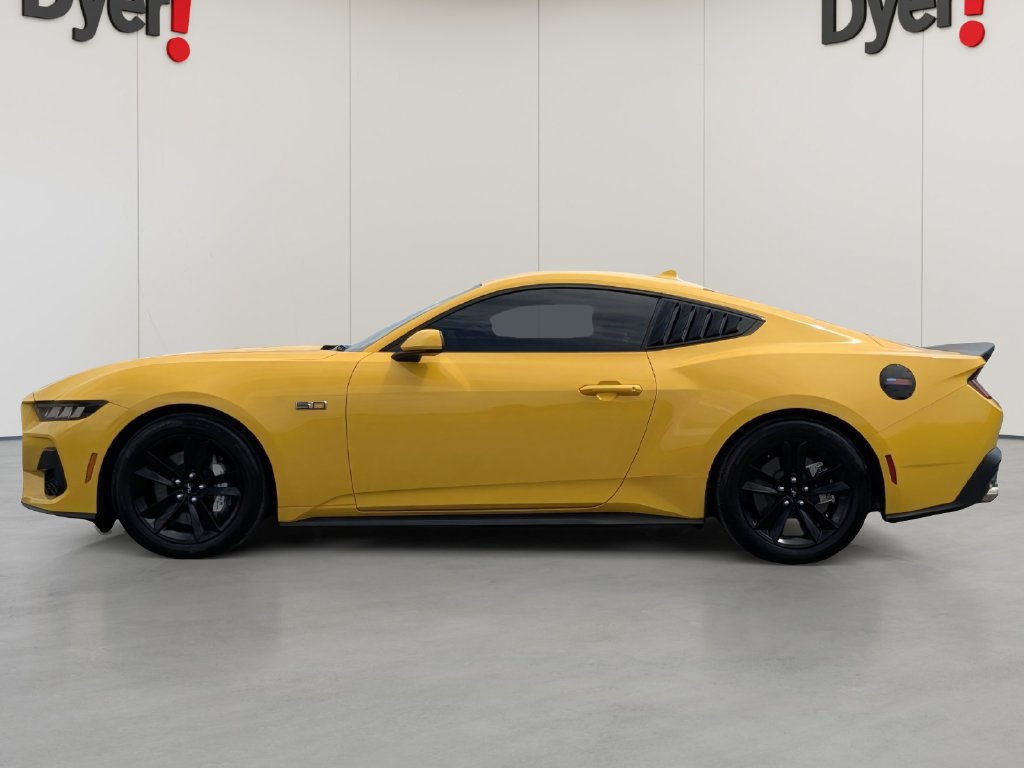 Used 2024 Ford Mustang GT RWD image 7
