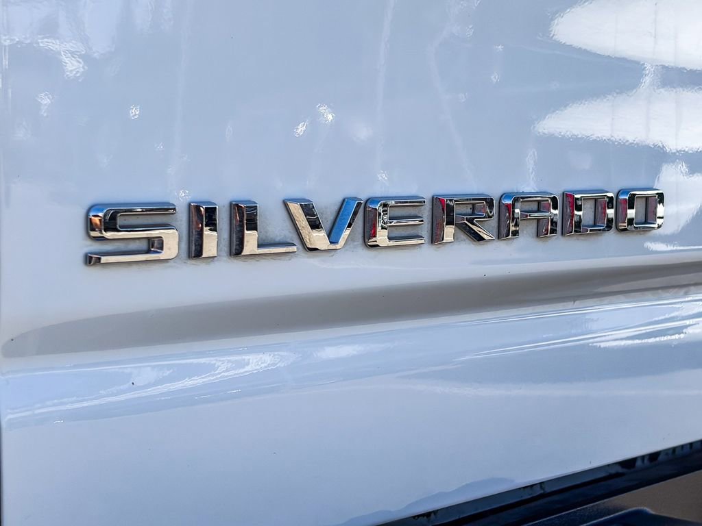 Used 2025 Chevrolet Silverado 2500 LT w/ Convenience Package AWD/4WD image 9