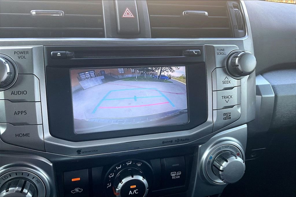 Used 2018 Toyota 4Runner SR5 Premium image 30