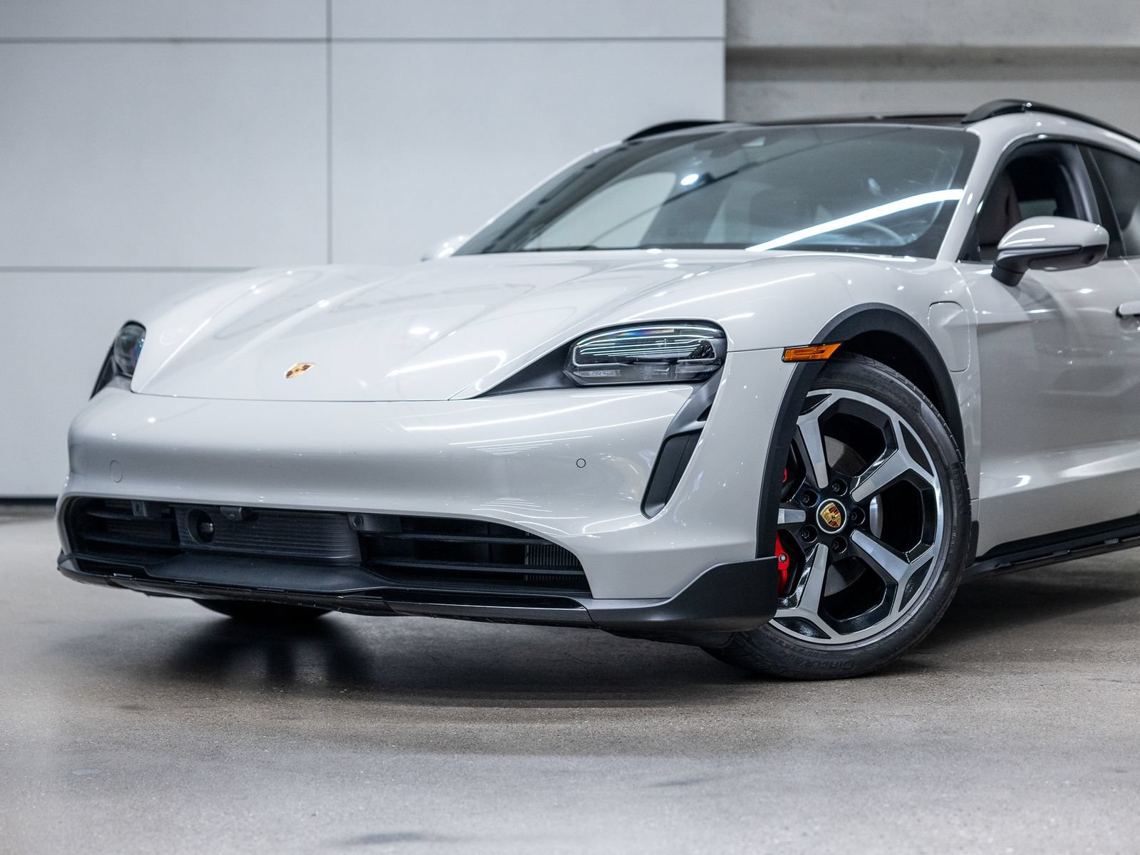 Certified 2024 Porsche Taycan 4S AWD/4WD image 21