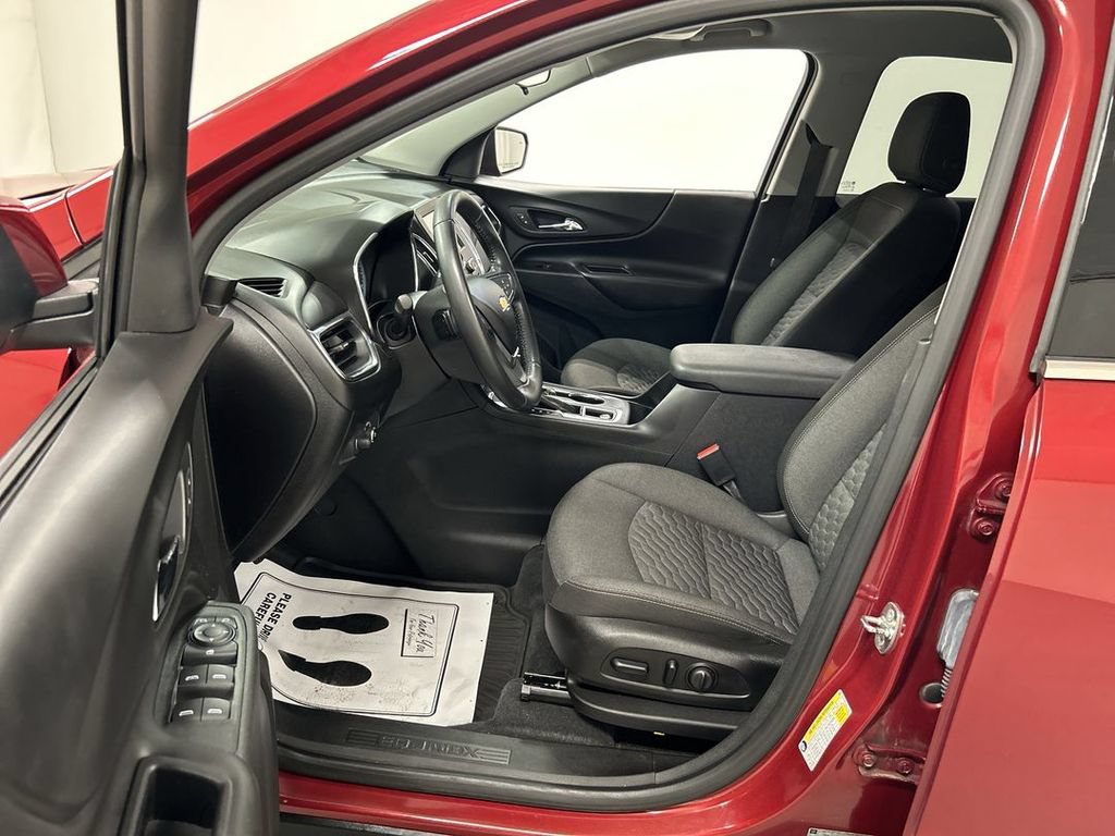 Used 2018 Chevrolet Equinox LT AWD/4WD image 9