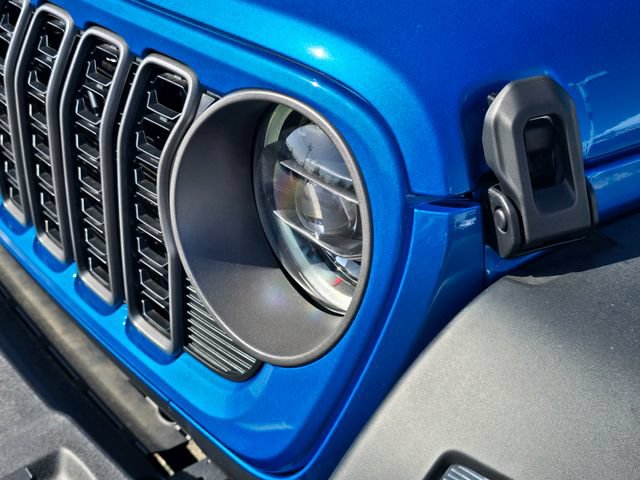 New 2026 Jeep Wrangler Sport AWD/4WD image 23
