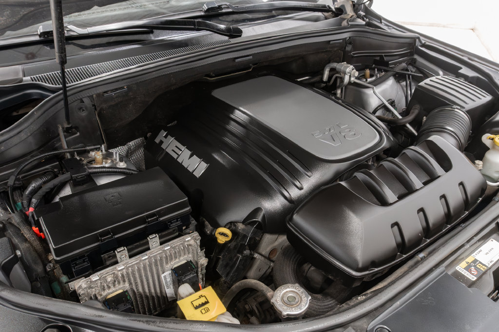 Used 2019 Jeep Grand Cherokee Summit AWD/4WD image 4