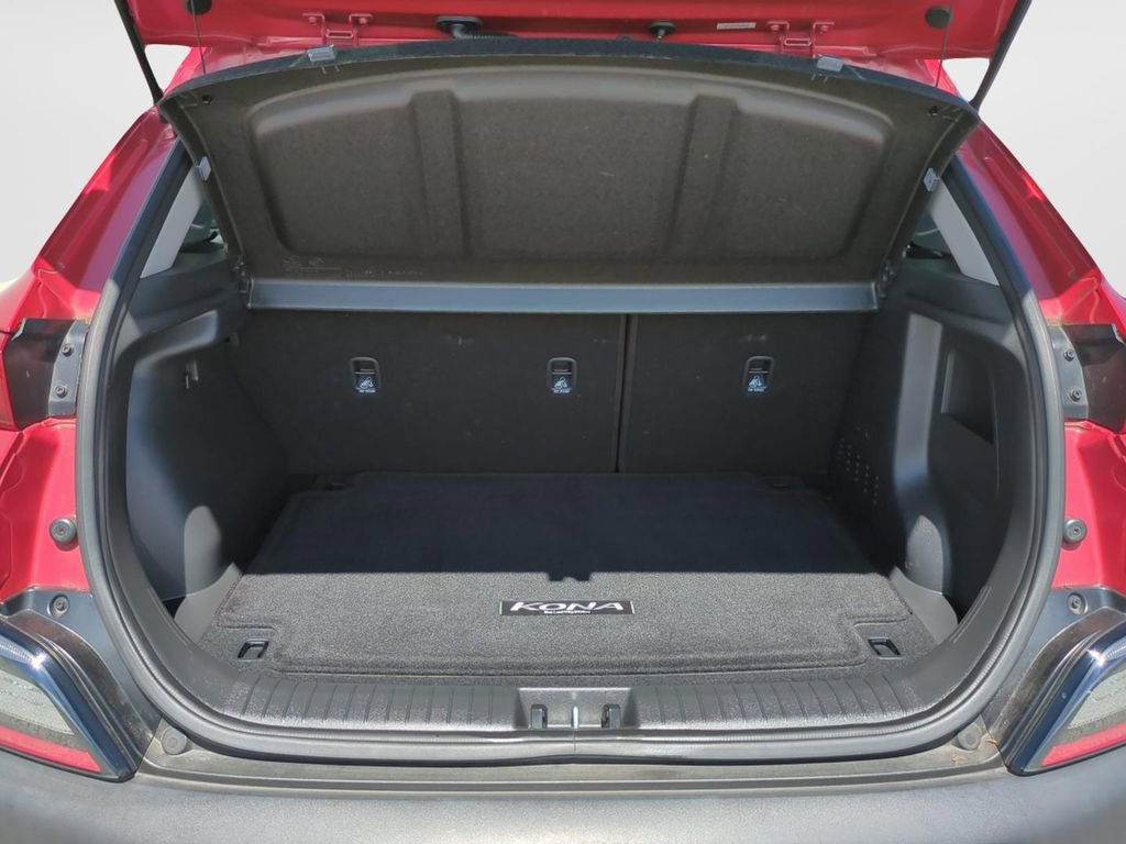 Used 2022 Hyundai Kona SE image 12