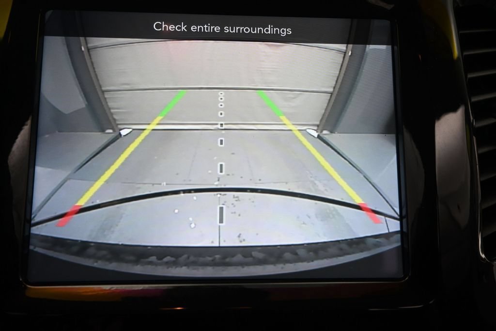 Used 2022 Jeep Cherokee Limited AWD/4WD image 26