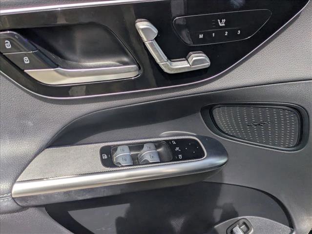 Certified 2025 Mercedes-Benz GLC 300 4MATIC image 11
