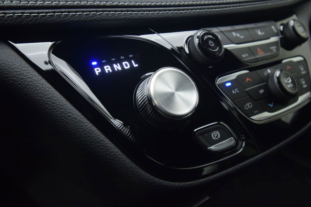New 2025 Chrysler Pacifica Select image 19
