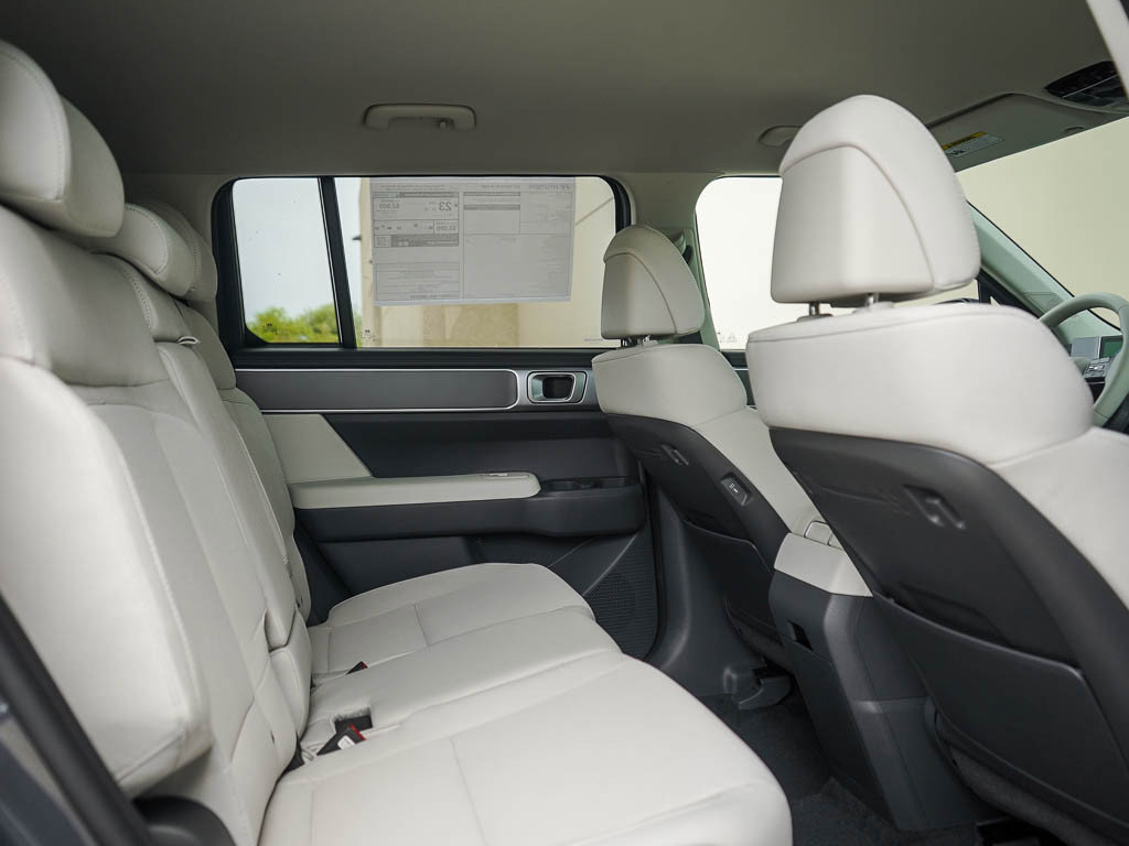 New 2027 Hyundai Santa Fe SE AWD/4WD image 13