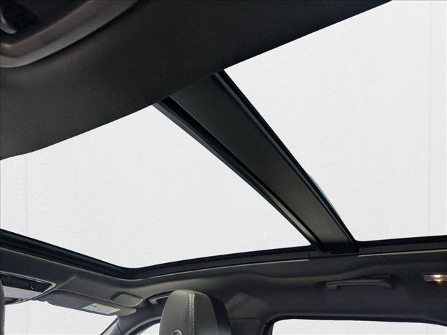 Certified 2025 Land Rover Range Rover Velar S image 20
